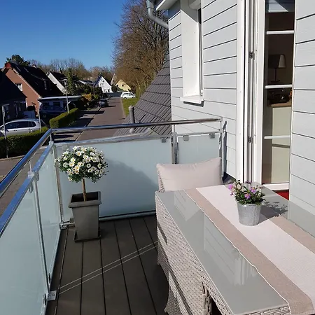Ferienhaus-sonnenrose-loffhagen-studio-mit-balkon-und-gartenblick Тиммендорфер-Штранд